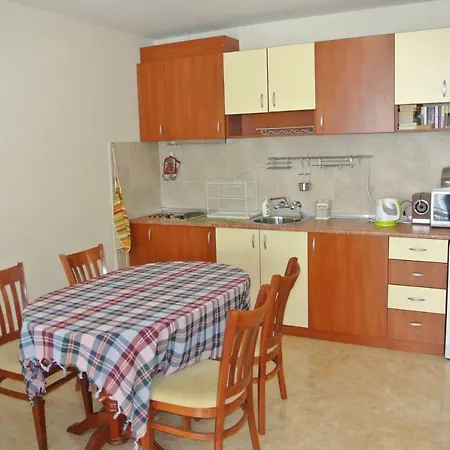 Elite 4 Apartamento *