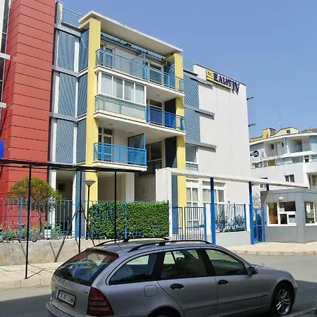 Apartamento Elite 4 *